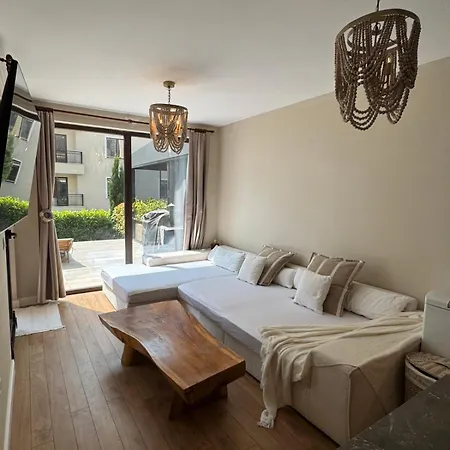 The Portal Infinity Pool And Barbecue *