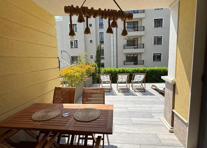 The Portal Infinity Pool And Barbecue Apartman Várna